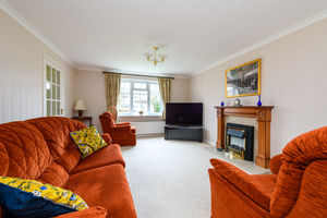 Sitting Room- click for photo gallery